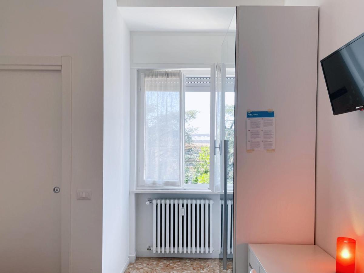 Confortini Rooms Sunday Verona Exterior foto