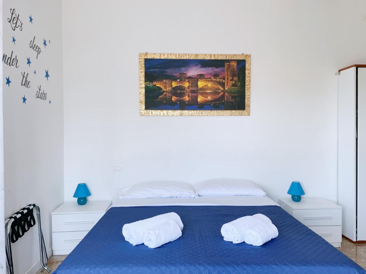 Confortini Rooms Sunday Verona Exterior foto