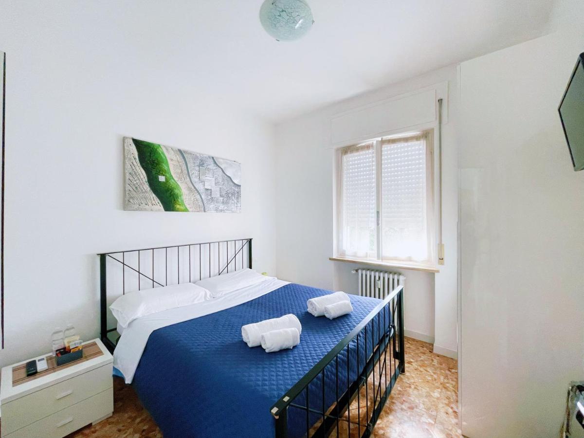 Confortini Rooms Sunday Verona Exterior foto