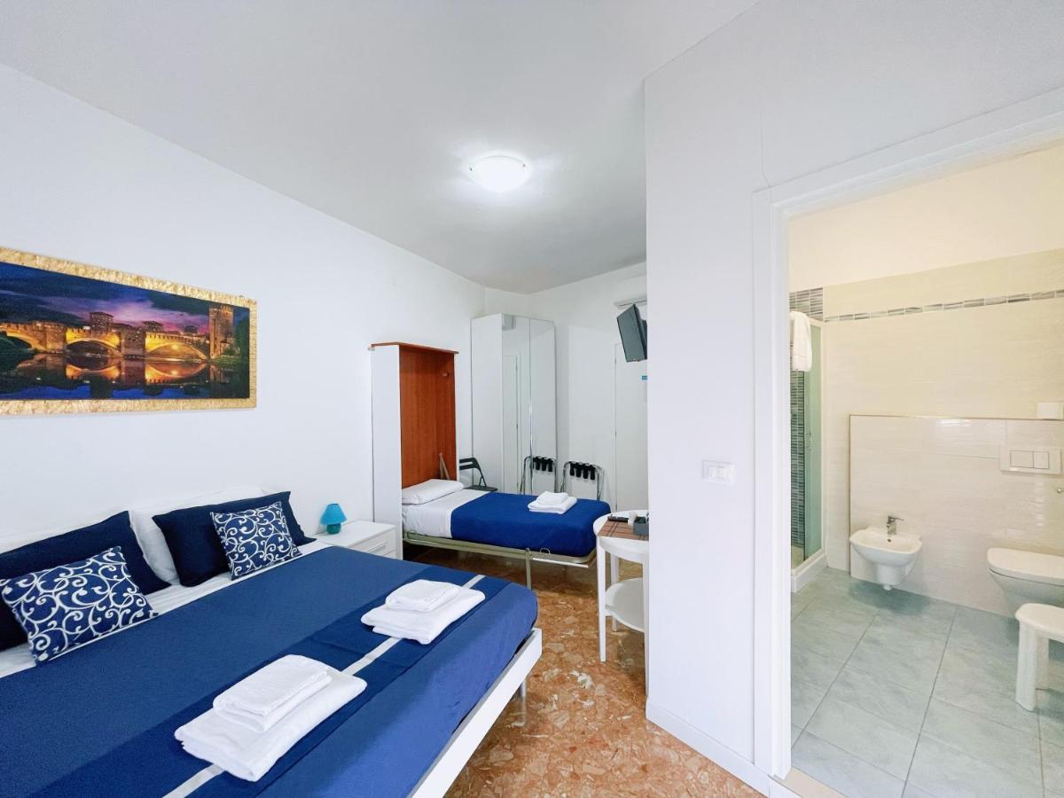 Confortini Rooms Sunday Verona Exterior foto