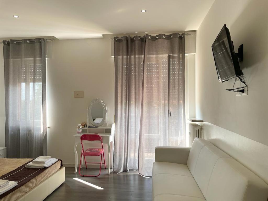 Confortini Rooms Sunday Verona Exterior foto